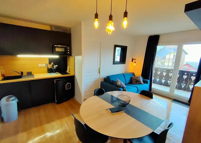 Risoul Appartement 2 Chambres Piscine Balcons De Sirius